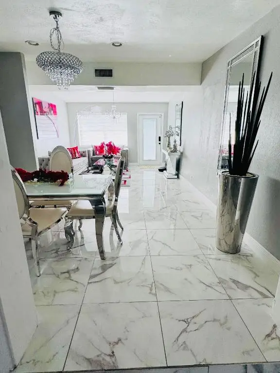 5541 N Lewis Road, West Palm Beach, FL 33415 - Image #2