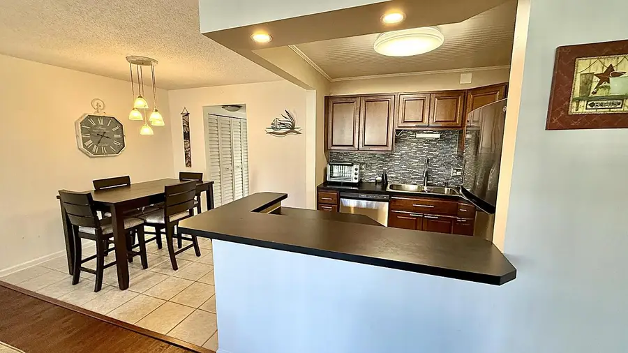 8 Ventnor A, Deerfield Beach, FL 33442 - Image #2