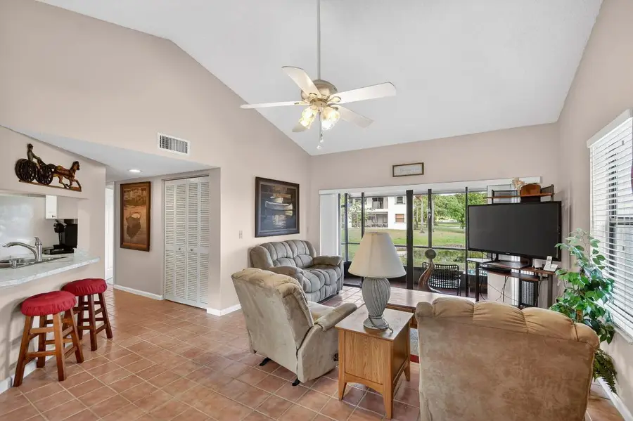 23 Via De Casas Sur #105, Boynton Beach, FL 33426 - Image #3