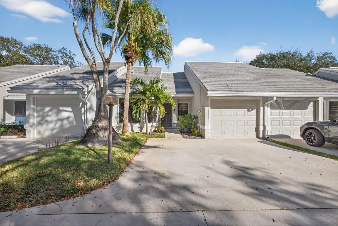703 Saint Giles Court, Palm Beach Gardens, FL 33418 - Image #1