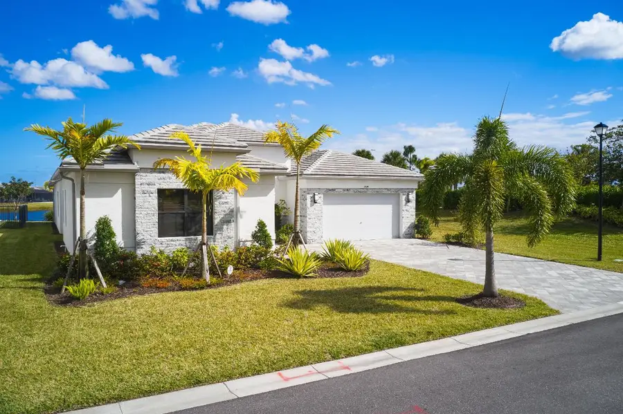 12329 SW Saltwater Drive, Port Saint Lucie, FL 34987 - Image #2
