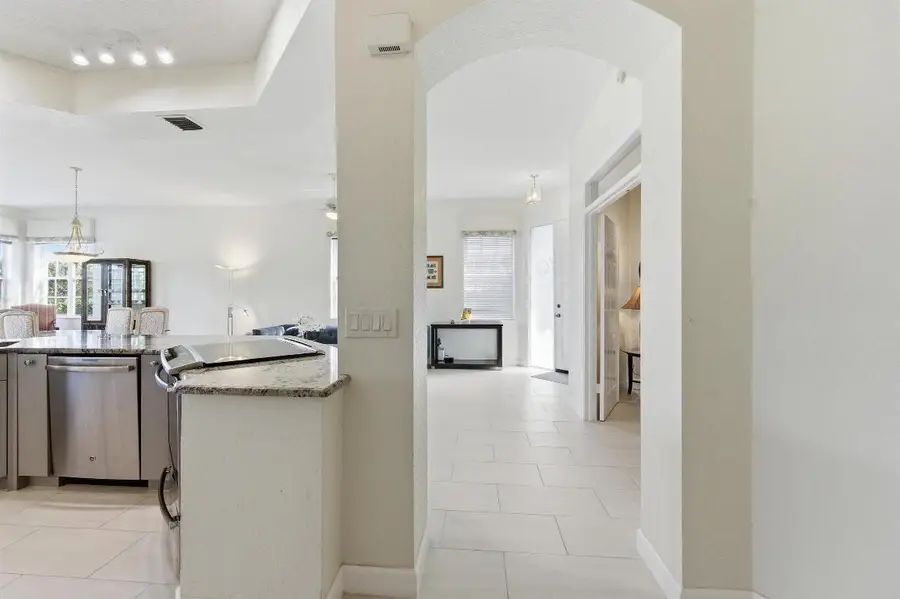 10256 Andover Coach Circle #G2, Lake Worth, FL 33449 - Image #3