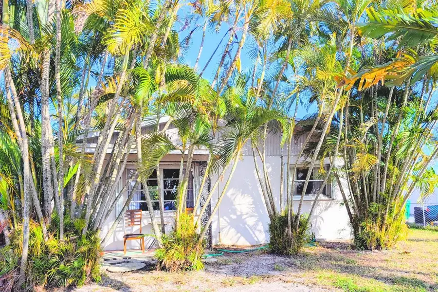 3932 Serubi Avenue, Palm Springs, FL 33461 - Image #2