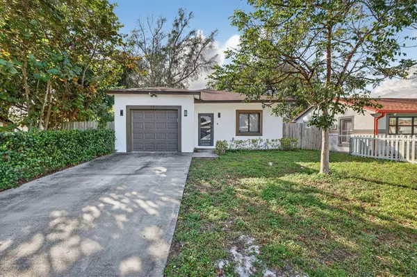 205 NW 27th Terrace, Fort Lauderdale, FL 33311