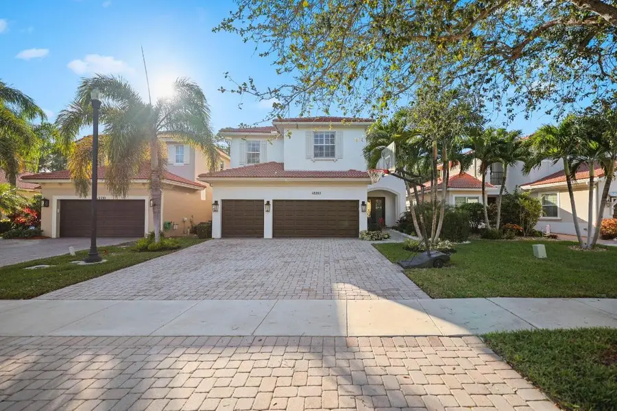 12285 Aviles Circle, Palm Beach Gardens, FL 33418 - Image #2