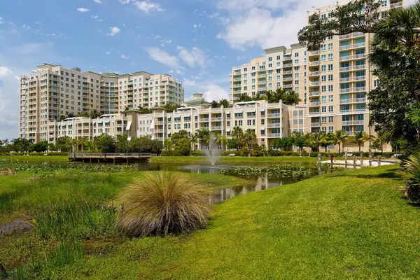 450 N Federal Highway #609, Boynton Beach, FL 33435