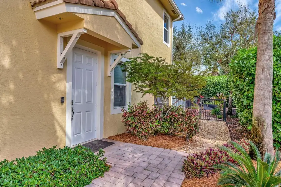 4559 Cadiz Circle, Palm Beach Gardens, FL 33418 - Image #2