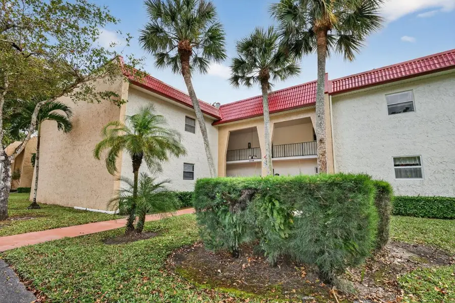 124 Lake Evelyn Drive, West Palm Beach, FL 33411 - Image #3