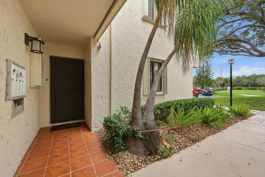 5111 SE Miles Grant Road #102, Stuart, FL 34997 - Image #2