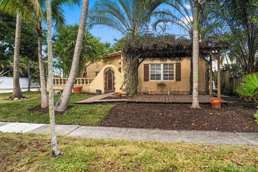 735 Colonial Road, West Palm Beach, FL 33405 - Image #2