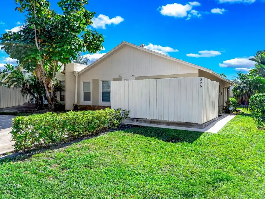 226 SE 1st Circle, Boynton Beach, FL 33435 - #3