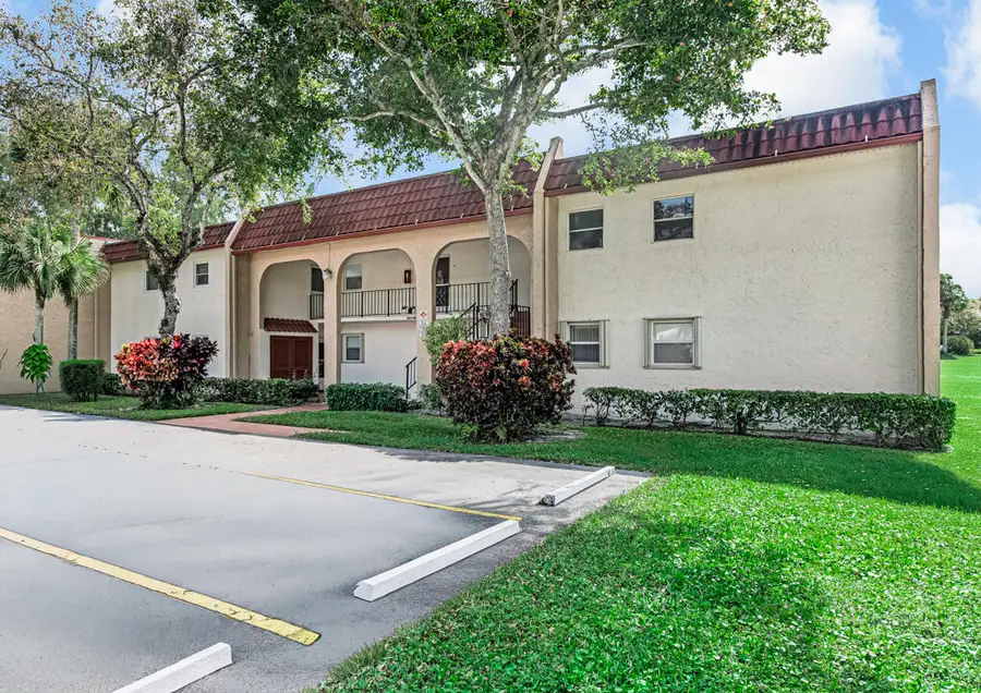 354 Lake Frances Drive #354, West Palm Beach, FL 33411 - Image #2