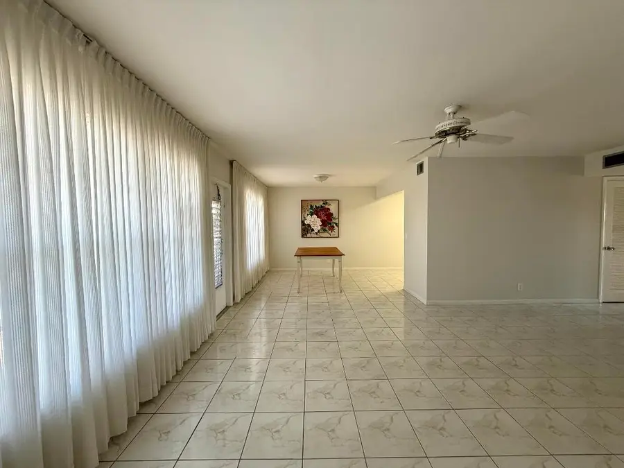 313 Greenbrier B, West Palm Beach, FL 33417 - Image #3