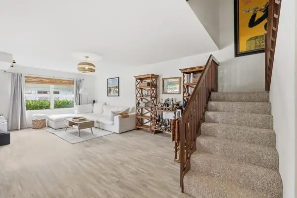 1934 Stratford Way, West Palm Beach, FL 33409 - Image #3