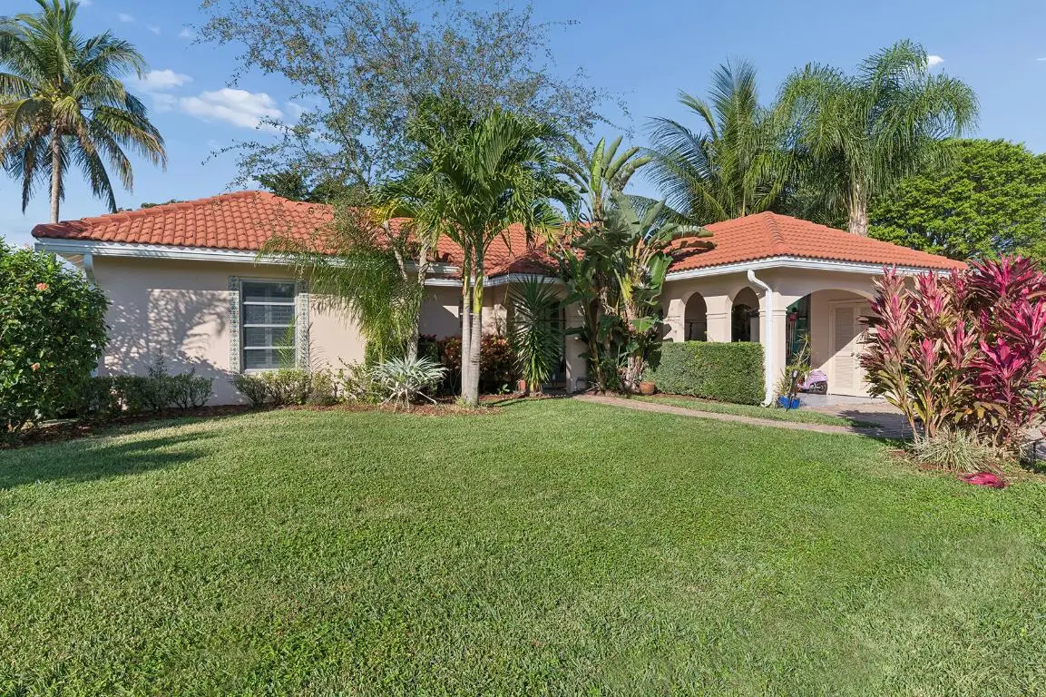 13 Fairway, Boynton Beach, FL 33436 - Image #1