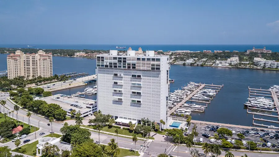 400 N Flagler Drive #Ph C6, West Palm Beach, FL 33401 - Image #2