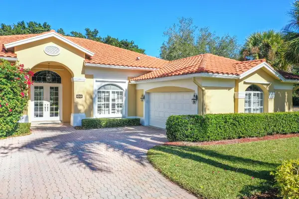 9406 Meadowood Drive, Fort Pierce, FL 34951