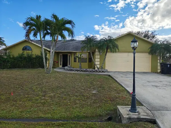 222 SW Fairchild Avenue, Port St Lucie, FL 34984