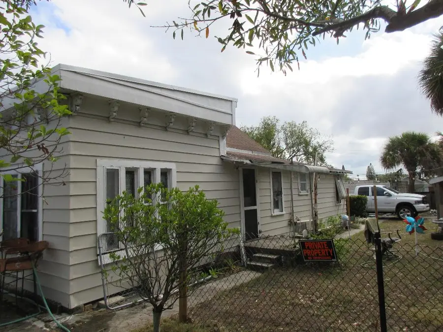 603 Avenue Avenue E, Fort Pierce, FL 34950 - Image #2