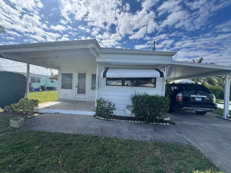 14577 Glenview Drive, Delray Beach, FL 33445 - Image #2