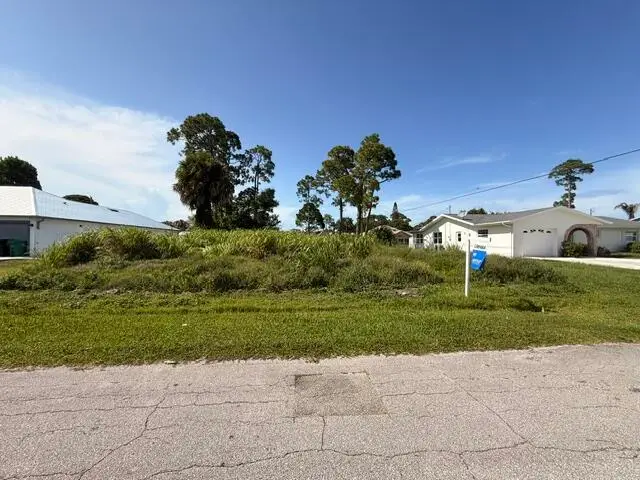 541 NW Placid Avenue, Port Saint Lucie, FL 34983 - #2