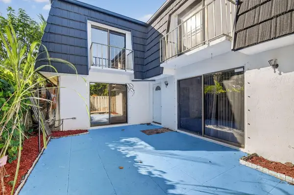 176 Woodland Road, Palm Springs, FL 33461