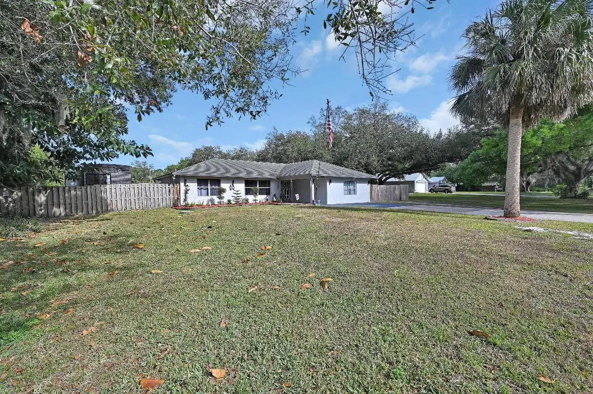 2404 Dade Road, Fort Pierce, FL 34982 - Image #1