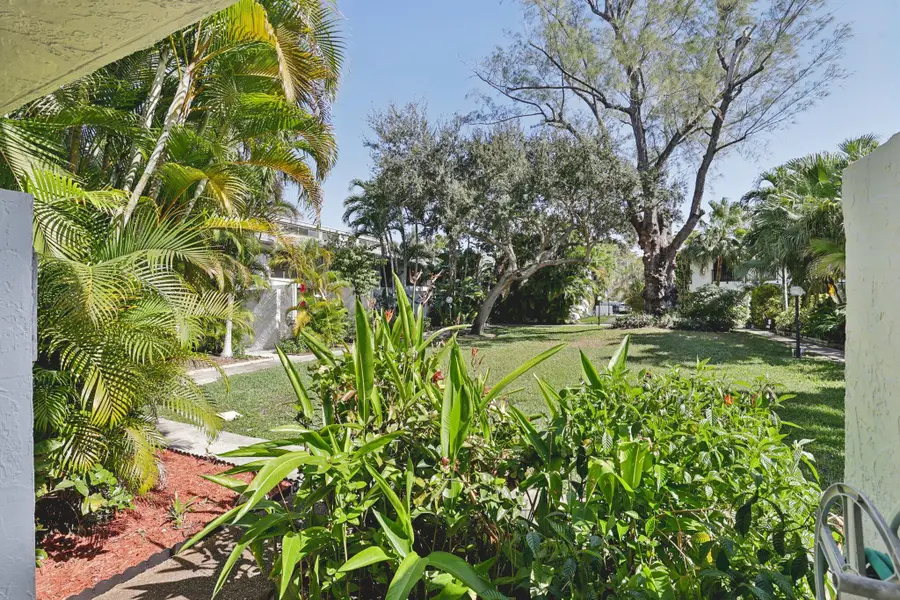 19232 NE 25th Avenue #221b, Miami, FL 33180 - #2