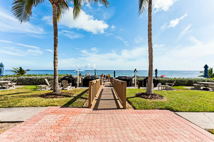 1149 Hillsboro Mile #1008, Hillsboro Beach, FL 33062 - Image #2