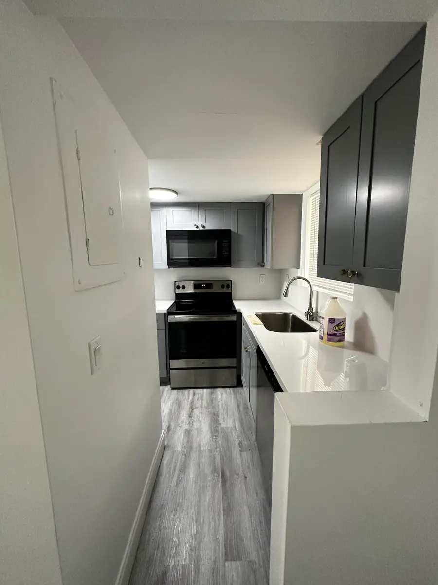 1501 Crescent Circle #C27, Lake Park, FL 33403 - Image #3