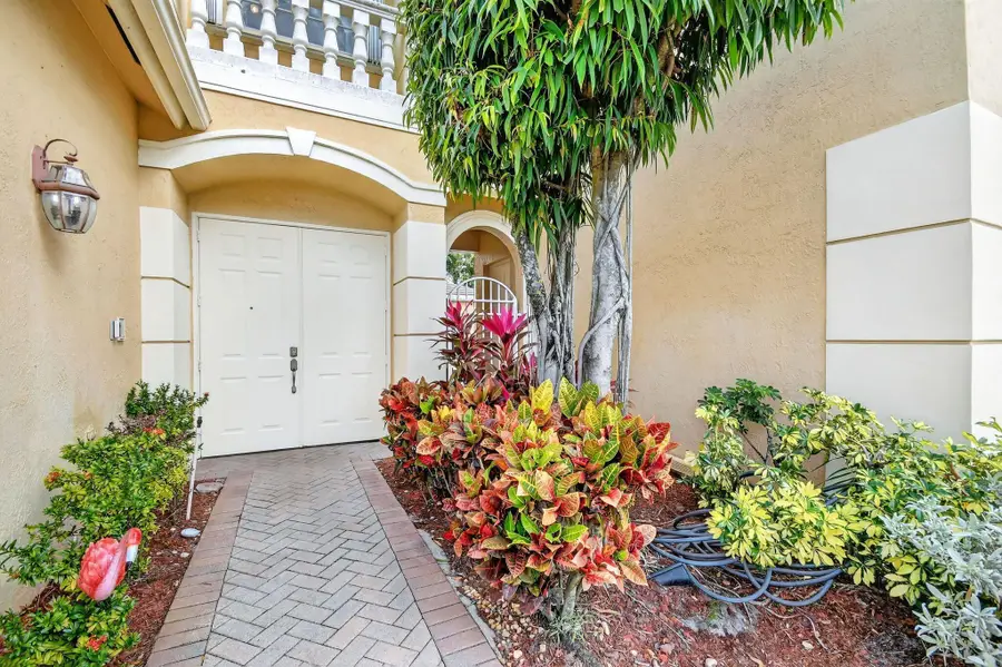 6802 Houlton Circle, Lake Worth, FL 33467 - Image #2