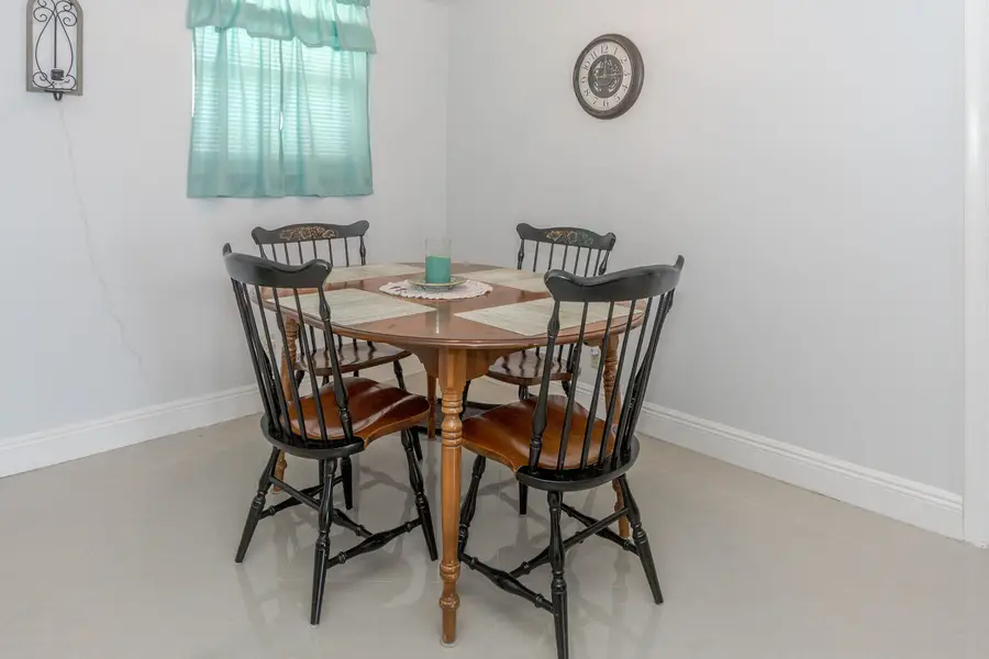 711 Lori Drive #408, Palm Springs, FL 33461 - Image #3