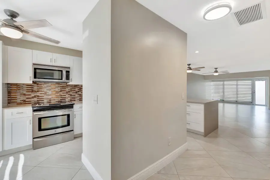 1131 Violet Terrace #104, Delray Beach, FL 33445 - Image #3