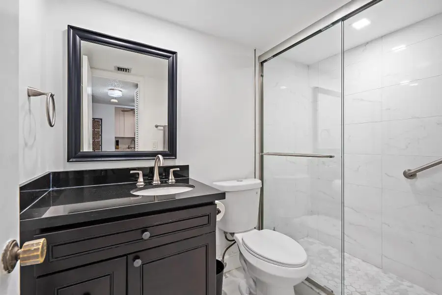 1516 S Lakeside Drive #207, Lake Worth Beach, FL 33460 - Image #3