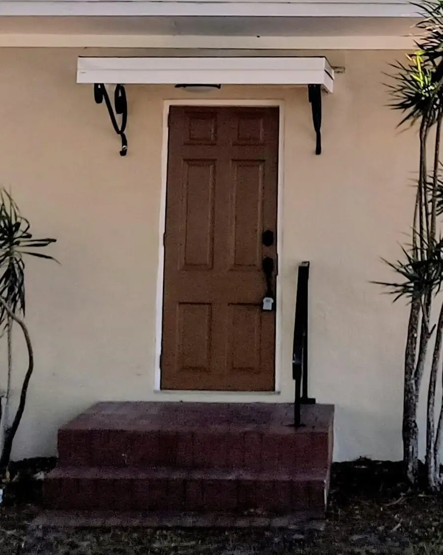 1215 Soltman Avenue, Fort Pierce, FL 34950 - Image #2