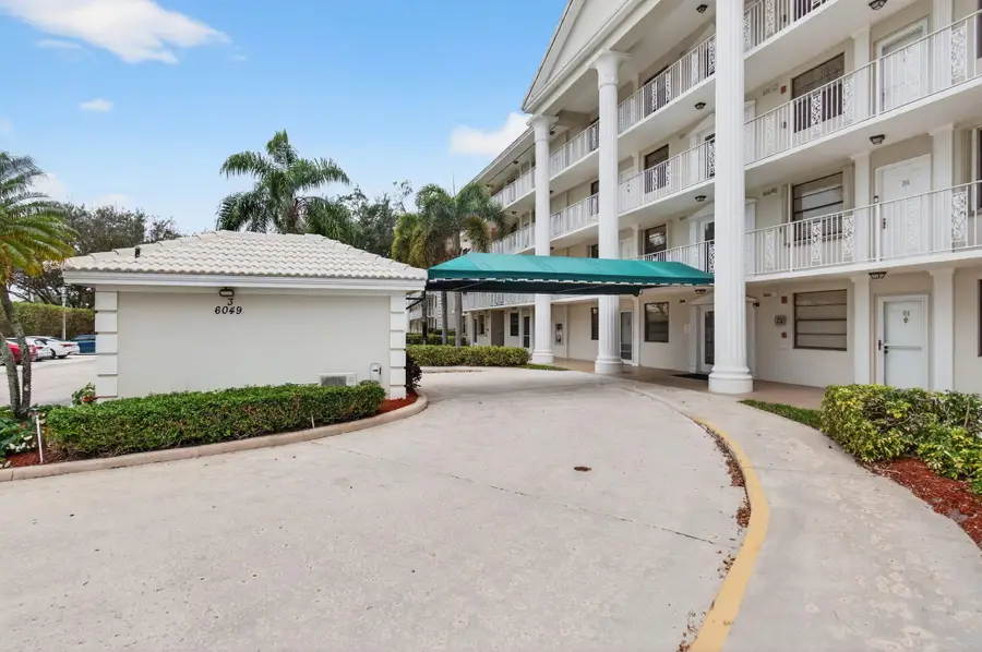 6049 Balboa Circle #205, Boca Raton, FL 33433 - Image #2