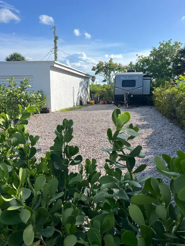 9201 Highpoint Drive #Lot 2, Palm Beach Gardens, FL 33403