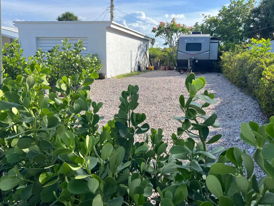 9201 Highpoint Drive #Lot 2, Palm Beach Gardens, FL 33403 - Image #2