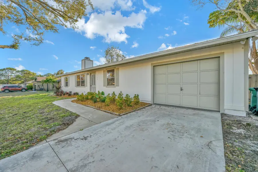 1722 SE Biddle Lane, Port Saint Lucie, FL 34983 - Image #3