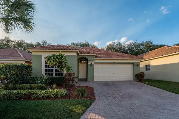 8063 Via Hacienda, Riviera Beach, FL 33418