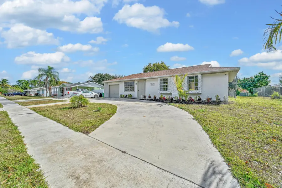 434 NE Electra Avenue, Port Saint Lucie, FL 34983 - Image #2