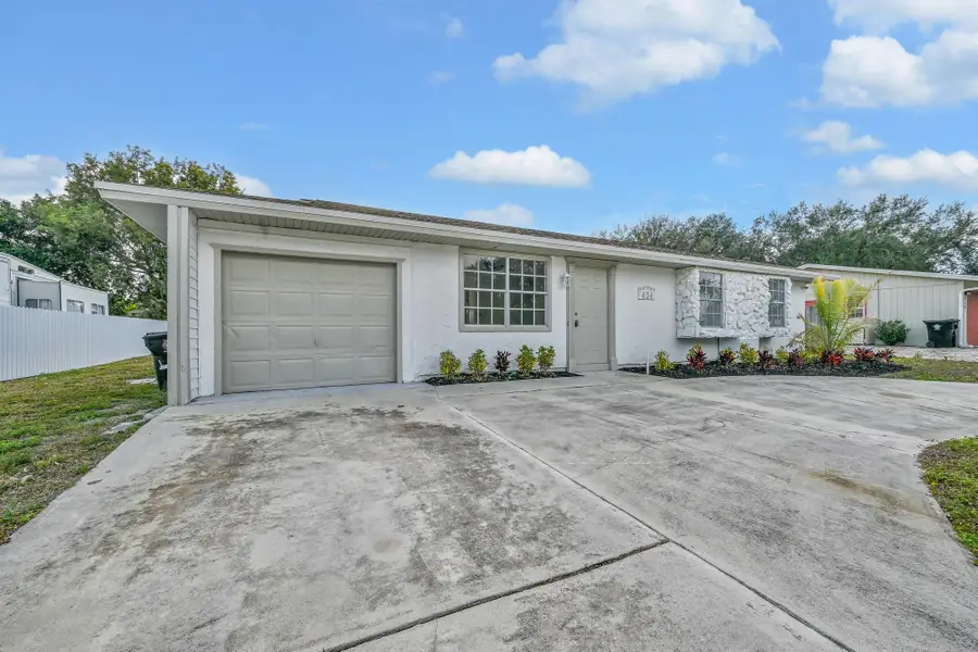 434 NE Electra Avenue, Port Saint Lucie, FL 34983 - Image #3