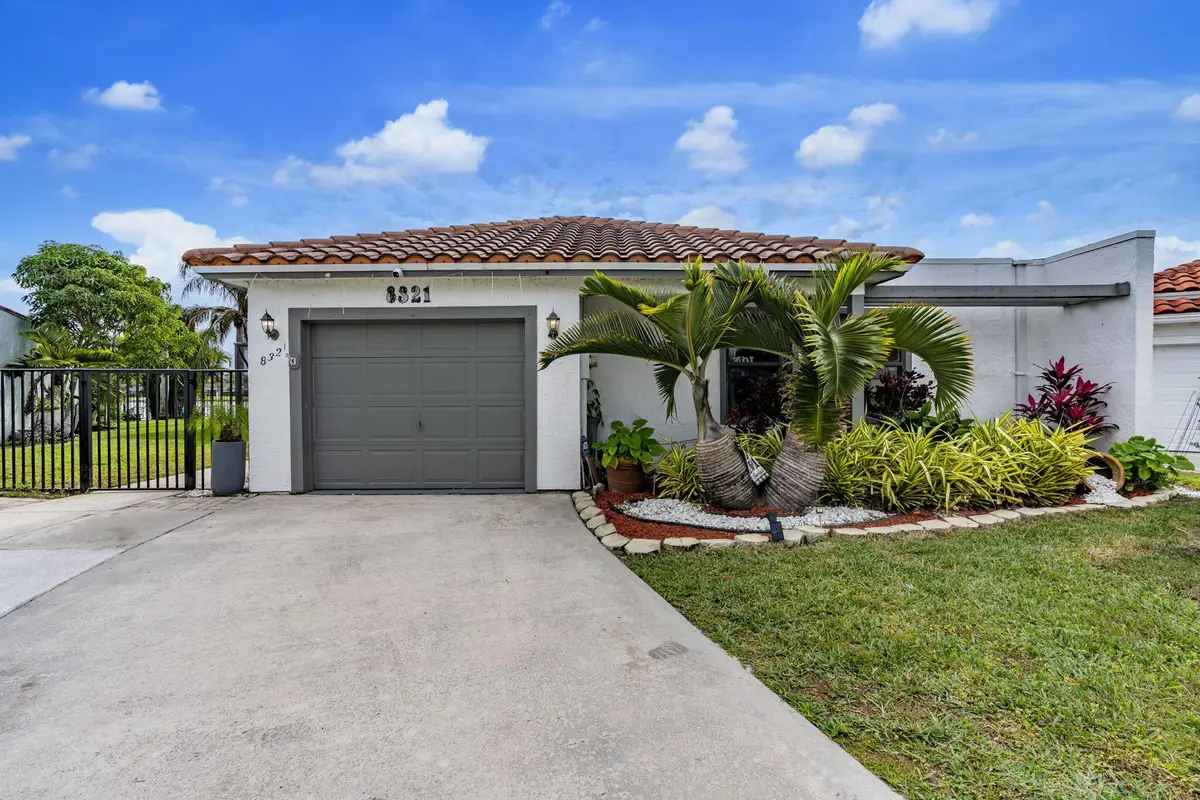 8321 Bonita Isle Dr Drive, Lake Worth, FL 33467 - Image #1
