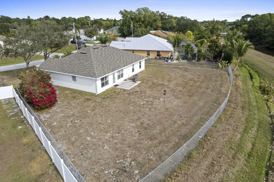 6942 NW Hershy Circle, Port Saint Lucie, FL 34983 - Image #2