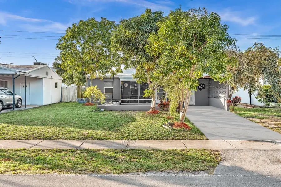 490 NE 51st Street, Oakland Park, FL 33334 - Image #3