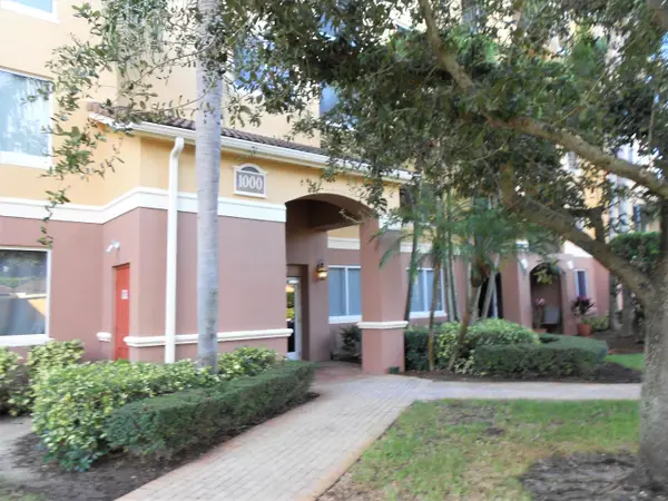 1000 Scotia Drive #304, Hypoluxo, FL 33462