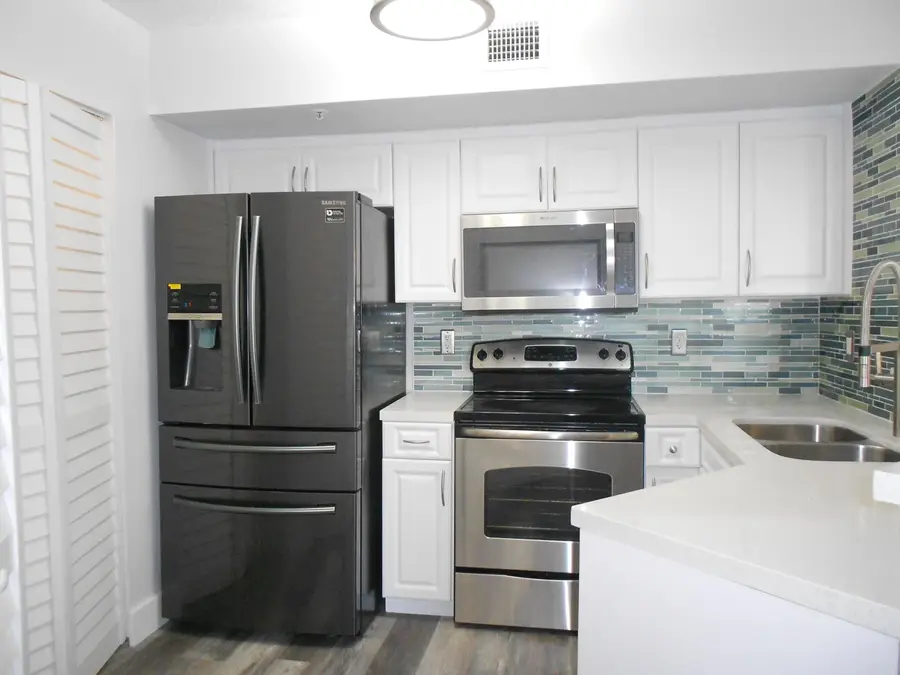 1000 Scotia Drive #304, Hypoluxo, FL 33462 - Image #3