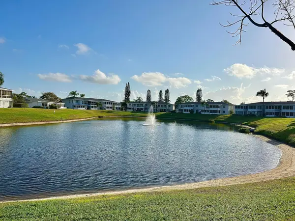 2811 SW 15th Street #202, Delray Beach, FL 33445