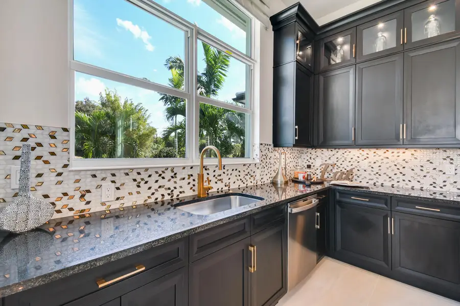 132 SE Via Tirso, Port Saint Lucie, FL 34952 - Image #3