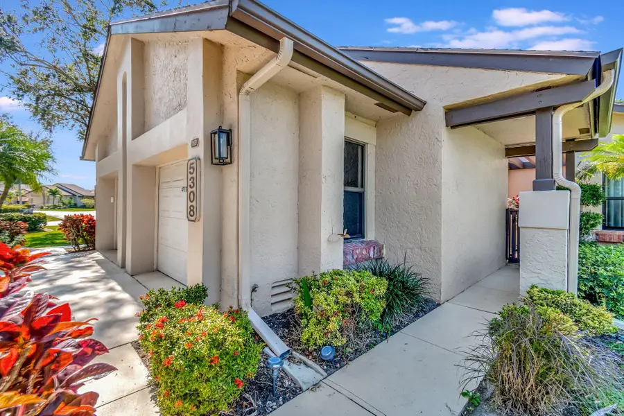 5308 Fairway Woods Drive #4712, Delray Beach, FL 33484 - Image #2